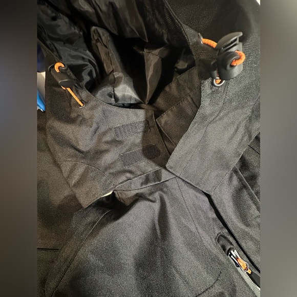 Portwest S555 Outcoach Waterproof PU Jacket with Stormflap and Packaway Hood Med - Picture 13 of 16